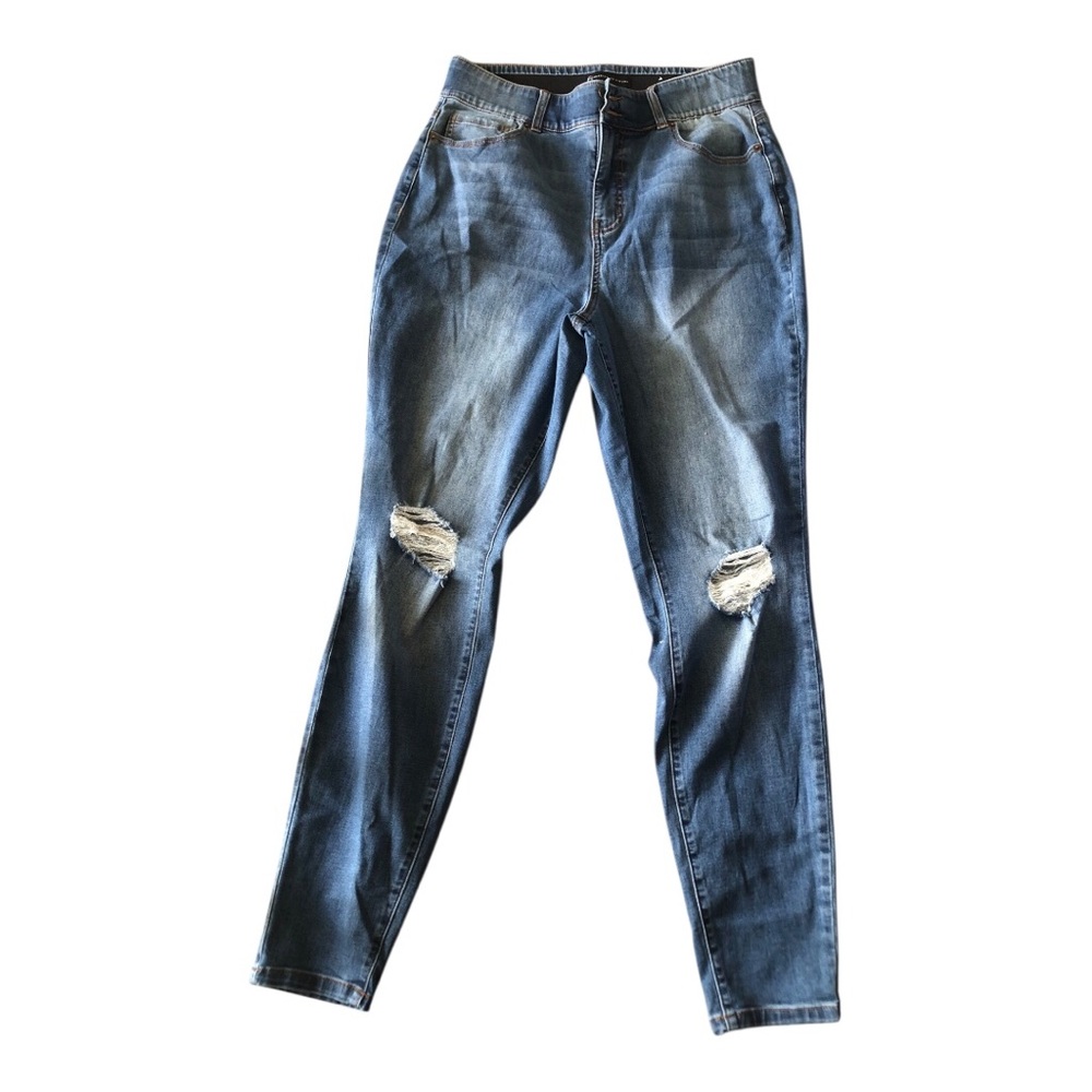 Classic Blue Distressed Women Jeans
